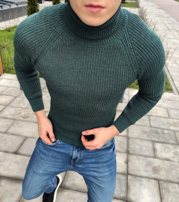 Зеленый мужской свитер с горлом Т-325