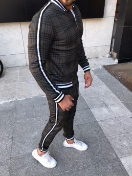 Стильный спортивный костюм в клетку К-248