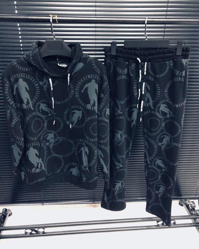 Брендовый спортивный  костюм Bikkembergs К-250