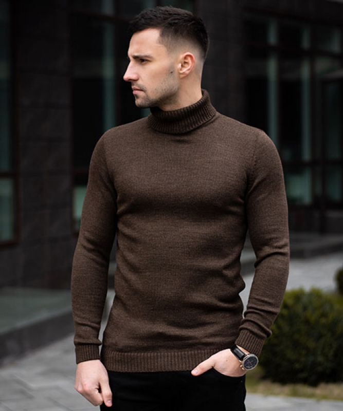 Модный мужской темно коричневый гольф Т-395