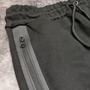 Черный мужской спортивный костюм с капюшоном К-257