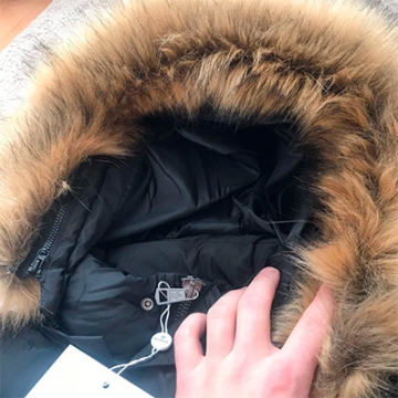 Черная мужская зимняя куртка moncler с меховым капюшоном Z-272