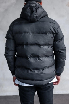 Модная мужская зимняя куртка с капюшоном Z-281