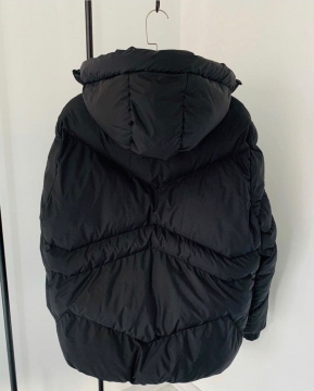 Модна чоловіча коротка зимова куртка з капюшоном Z-320 