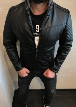 Стильна чоловіча куртка з екокожі з капюшоном К-399 
