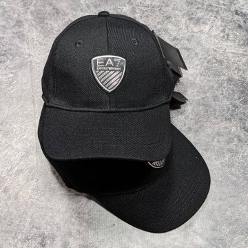 Чорна чоловіча брендова кепка Армані К-59