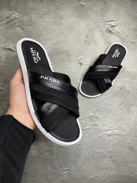 Летние шлепанцы Prada с белой подошвой Т-399