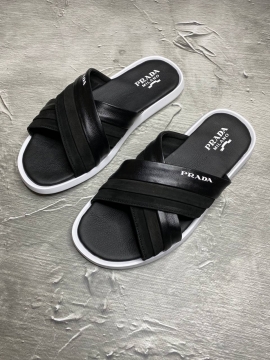 Летние шлепанцы Prada с белой подошвой Т-399