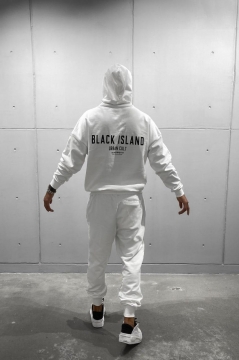 Белый мужской весенний спортивный костюм Black island К-442