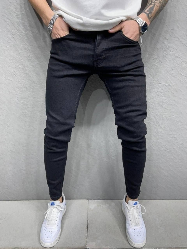 Однотонні чорні завужені джинси чоловічі D-598