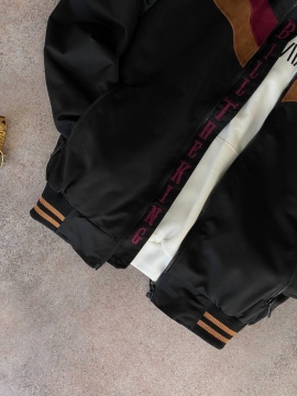 Стильный мужской черный весенний бомбер К-706