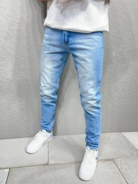 Модні блакитні чоловічі осінні джинси D-650