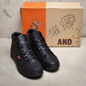 Кожаные черные мужские ботинки Levis на меху Т-668