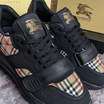 Брендові чорні чоловічі кросівки Burberry Т-676