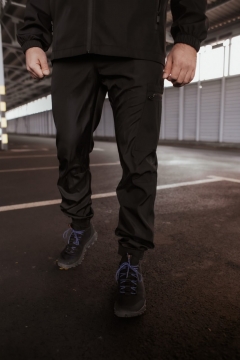 Чорні чоловічі штани софтшелл на весну Б-456