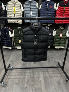 Черная мужская жилетка Stone island К-961